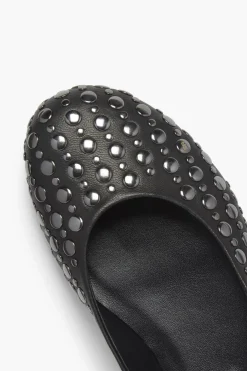Ballerines En Cuir Noir A Clous