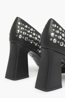 Escarpins En Cuir Noir A Clous