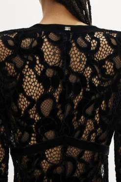Robe Longue Asymetrique En Dentelle